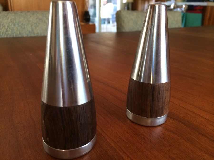 Denmark Metal and Wood Salt & Pepper Shakers [Photo 3]