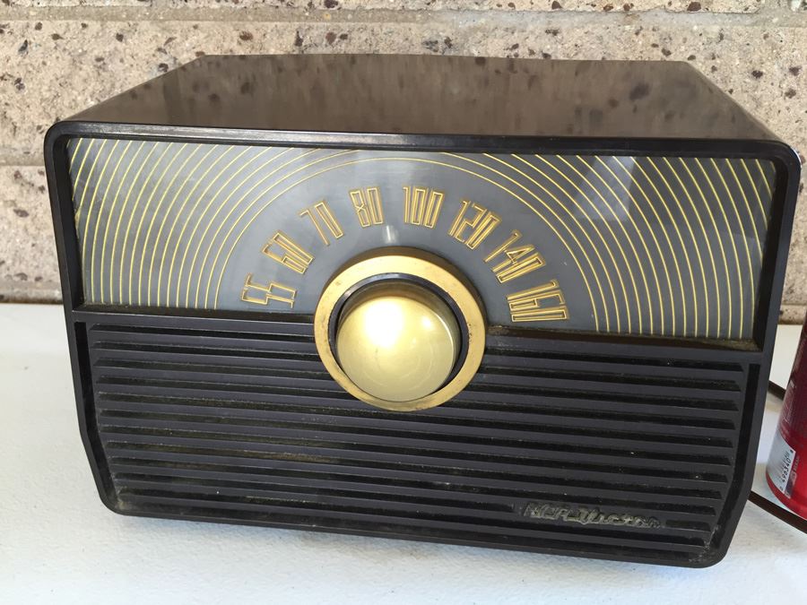 JUST ADDED - Vintage RCA Victor Tube Radio Model 1-X-51 Bakelite ...