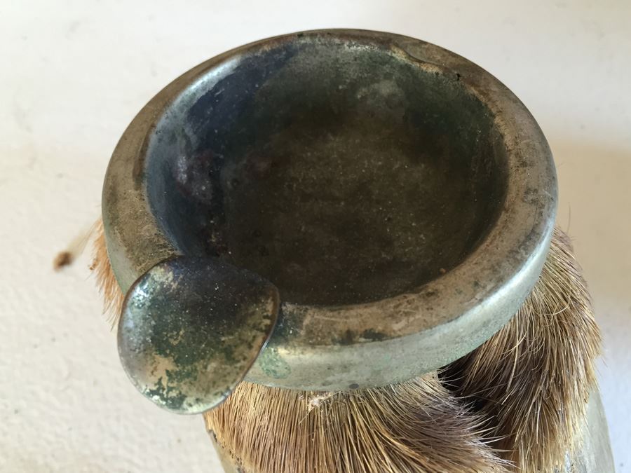 JUST ADDED - Interesting Vintage Hoof Taxidermy Ashtray Great Conversation Piece [Photo 3]
