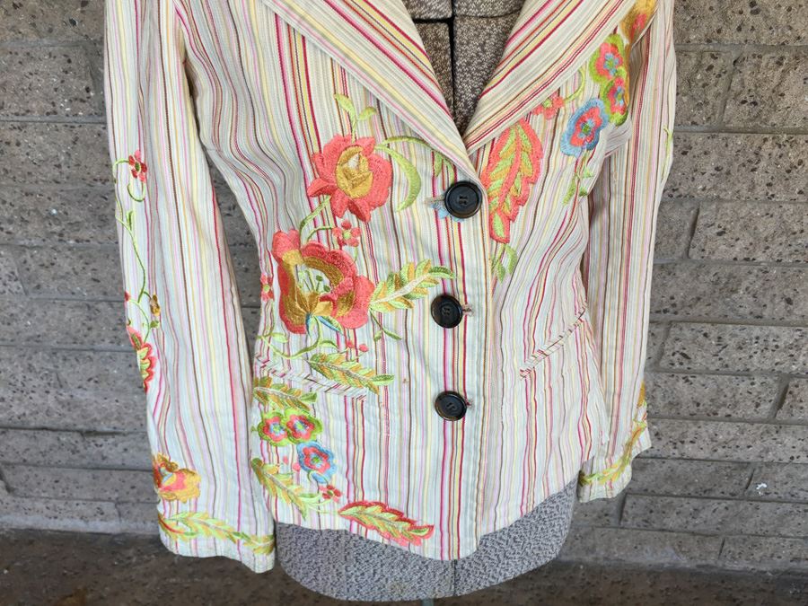 JUST ADDED - Johnny Was Embroidered Jacket Size S [Photo 5]