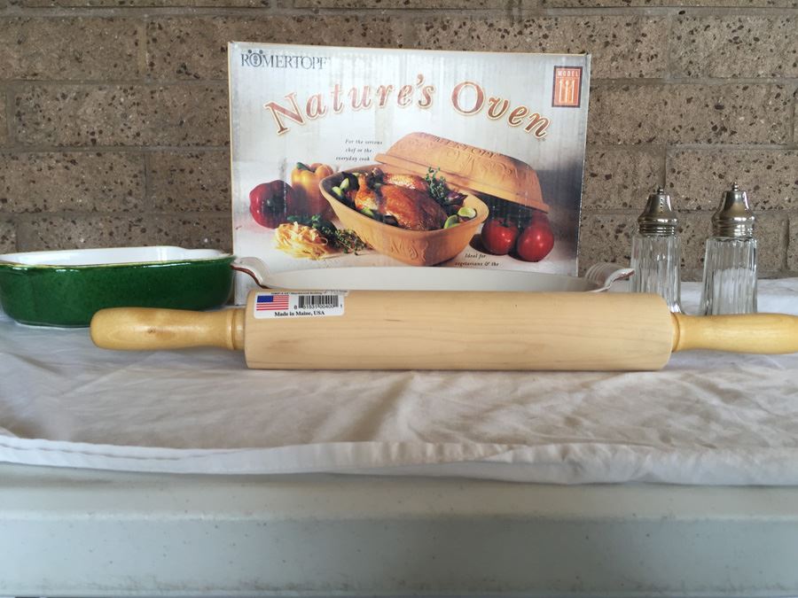 JUST ADDED - Kitchen Lot Including French Bakeware And Romertopf Natures Oven