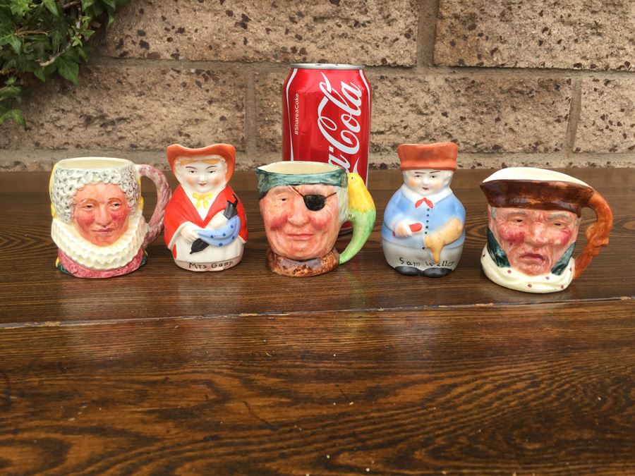 JUST ADDED - Five Mini Toby Figurines [Photo 1]