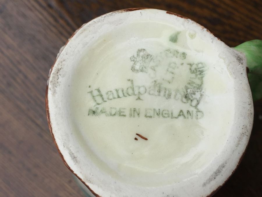 JUST ADDED - Five Mini Toby Figurines [Photo 11]