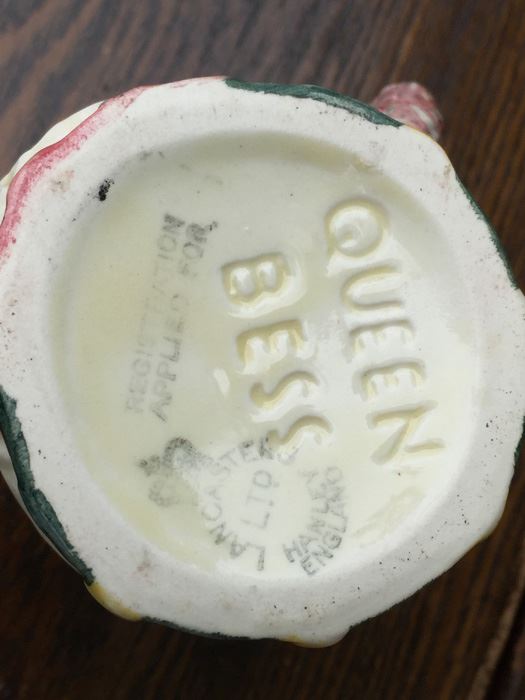 JUST ADDED - Five Mini Toby Figurines [Photo 7]