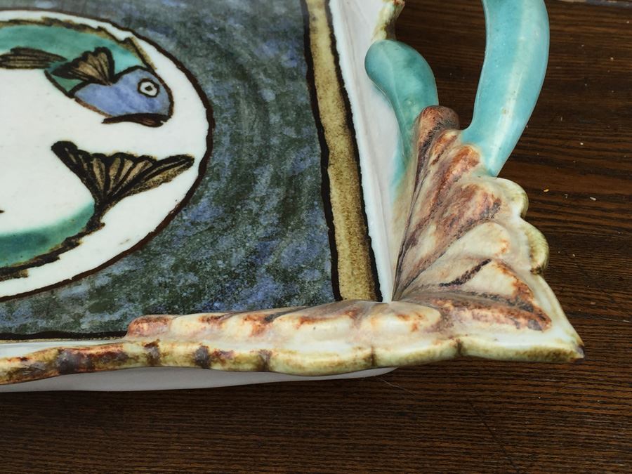 JUST ADDED - Beautiful Pottery Tray Signed And Hand Painted With Fish [Photo 6]