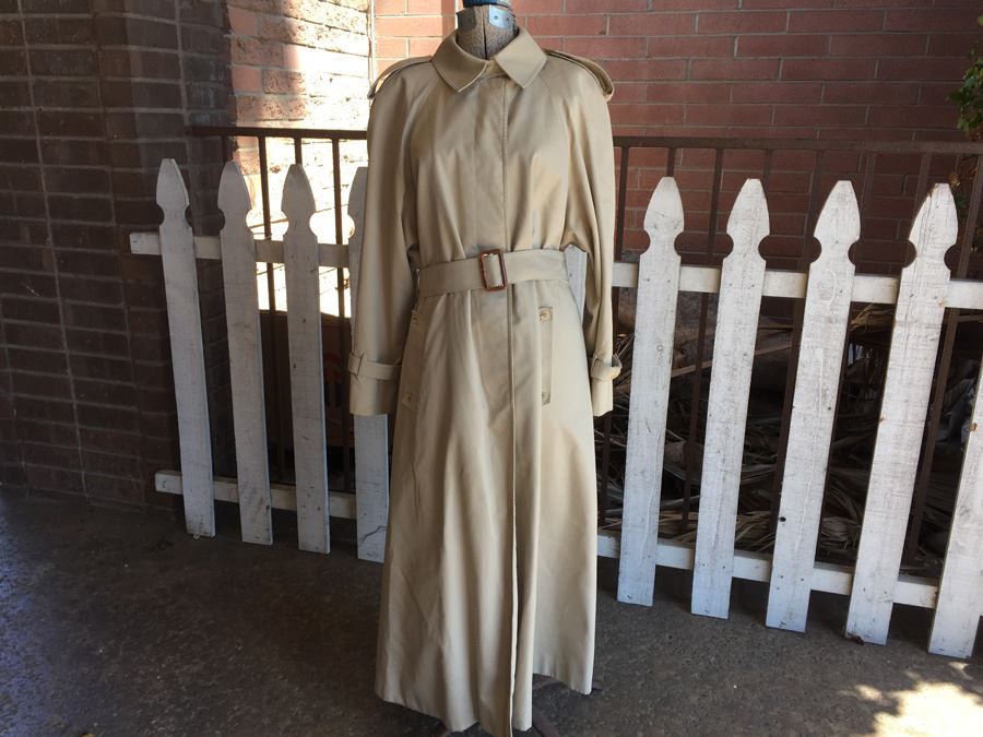 Aquascutum Women's Trench Coat Made In England By Appointment To H.M. Queen Elizabeth The Queen Mother