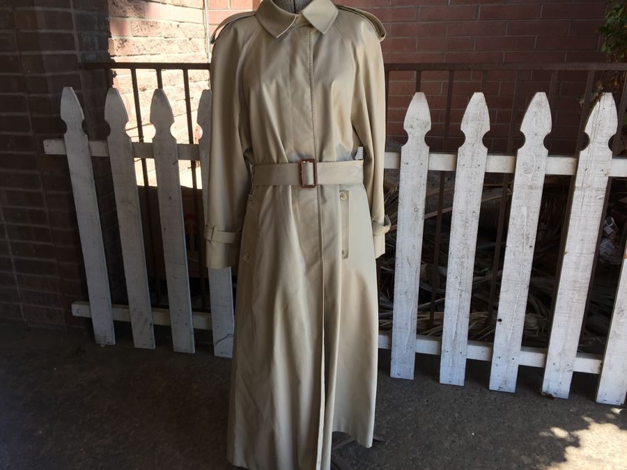 Aquascutum Women's Trench Coat Made In England By Appointment To H.M. Queen Elizabeth The Queen Mother [Photo 6]