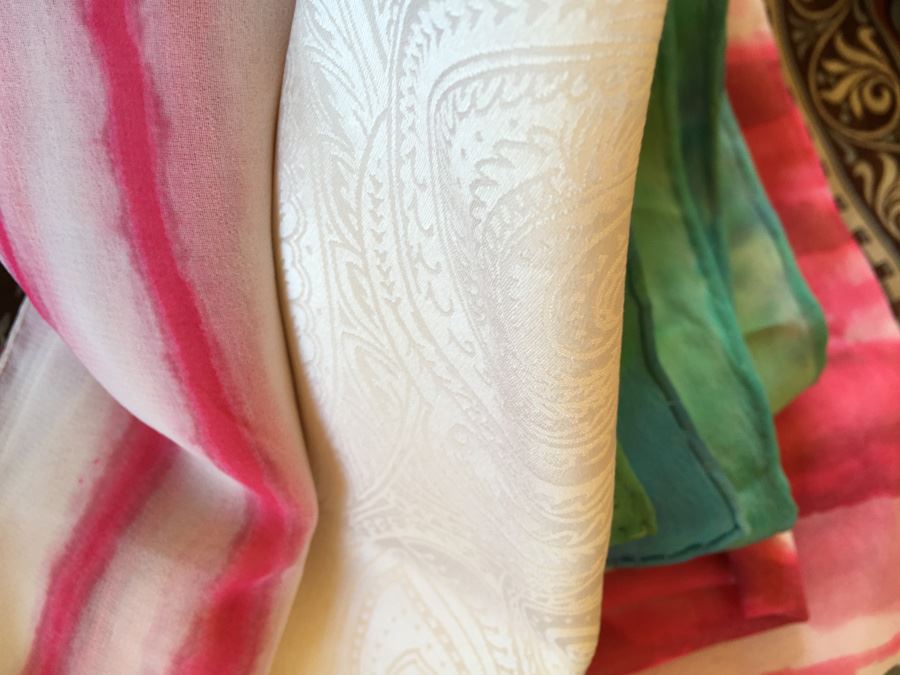 JUST ADDED - Vintage Scarf And Handkerchief Lot [Photo 10]