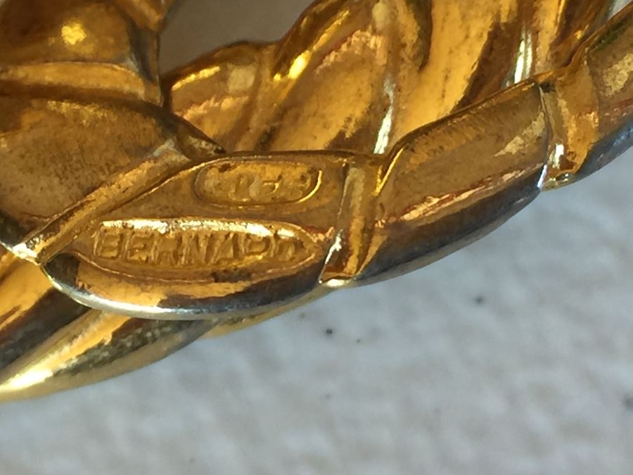 JUST ADDED - Bernard Lapis Lazuli Bead Necklace With Horse Head Clasp [Photo 3]