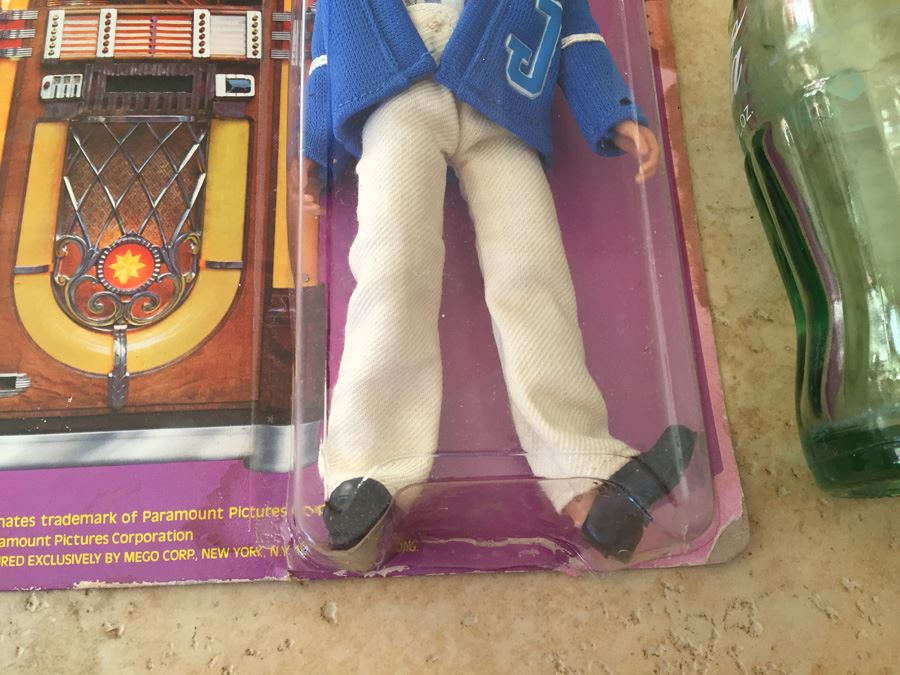 MEGO Happy Days Action Figures Dolls RICHIE And POTSY On Damaged Cards 1976 [Photo 6]