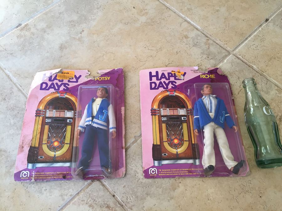MEGO Happy Days Action Figures Dolls RICHIE And POTSY On Damaged Cards 1976