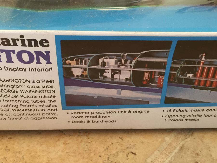 Sealed Revell Model Kit Of Polaris Nuclear Submarine GEORGE WASHINGTON 1978 [Photo 9]
