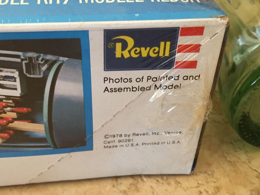 Sealed Revell Model Kit Of Polaris Nuclear Submarine GEORGE WASHINGTON 1978 [Photo 6]