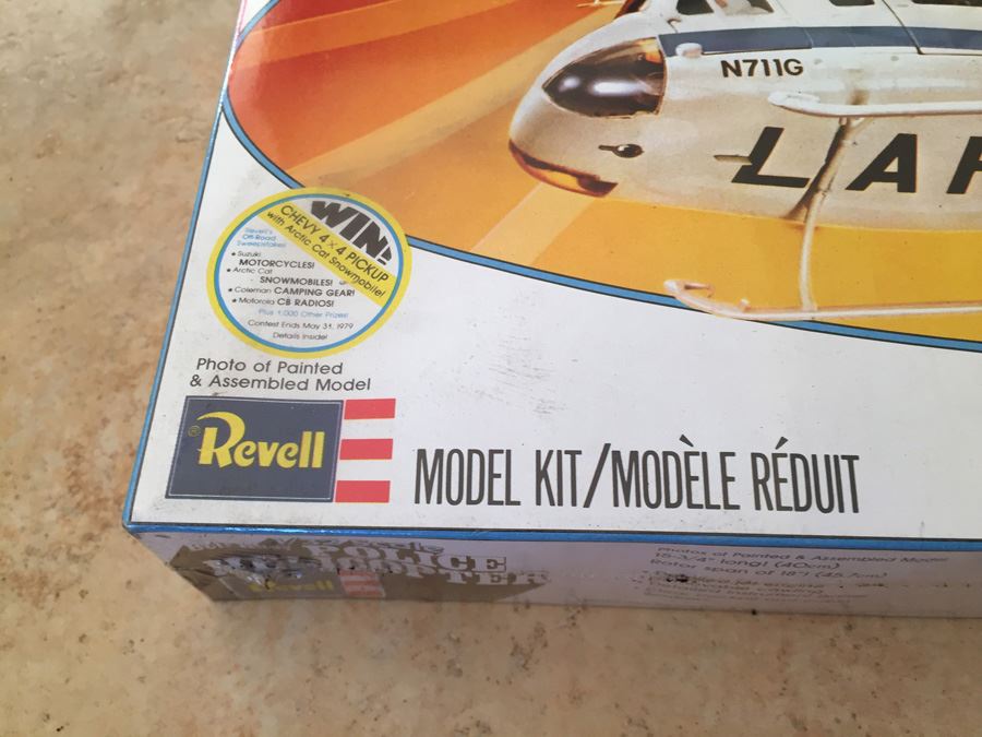 Sealed Revell Model Kit Of Bell Huey LAPD Police Helicopter 1978 [Photo 5]