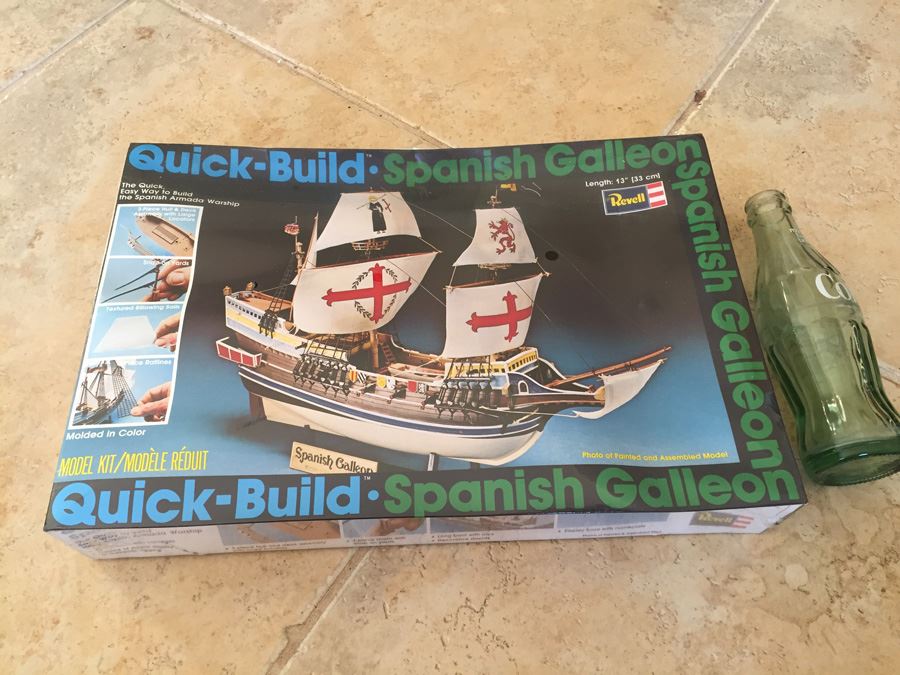 Sealed Revell Model Kit Of Quick Build Spanish Galleon Ship 1978 [Photo 1]