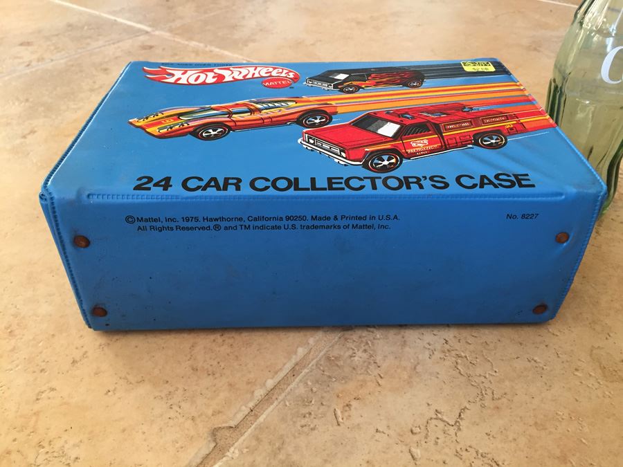 Hot Wheels 24 Car Collector's Case Mattel 1975 [Photo 3]