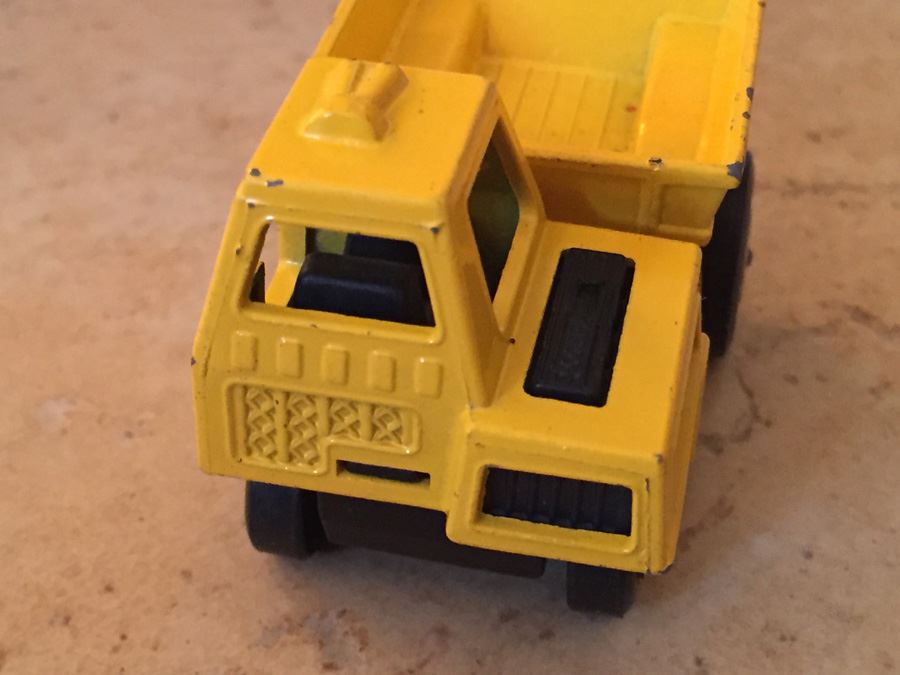 Collectors Car Case With 20 Cars [Photo 61]