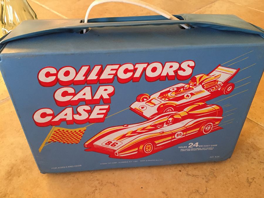 Collectors Car Case With 20 Cars [Photo 1]