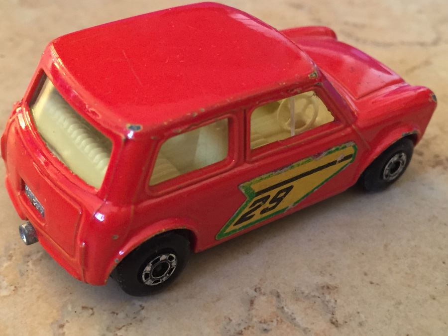 Collectors Car Case With 20 Cars [Photo 38]
