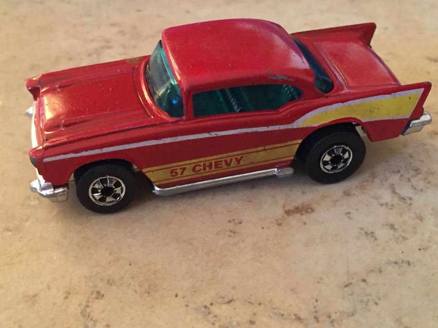 Collectors Car Case With 20 Cars [Photo 29]