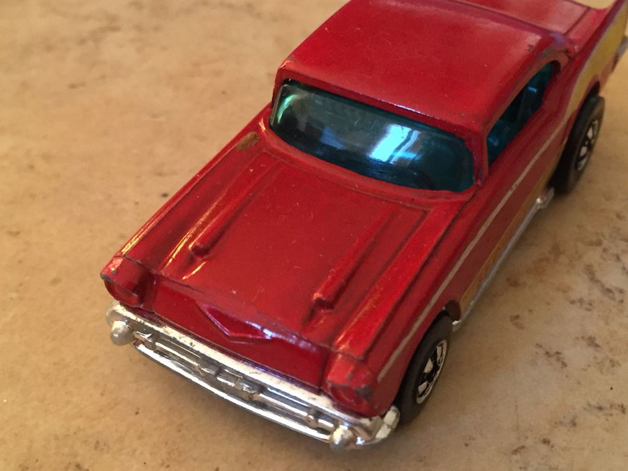 Collectors Car Case With 20 Cars [Photo 31]