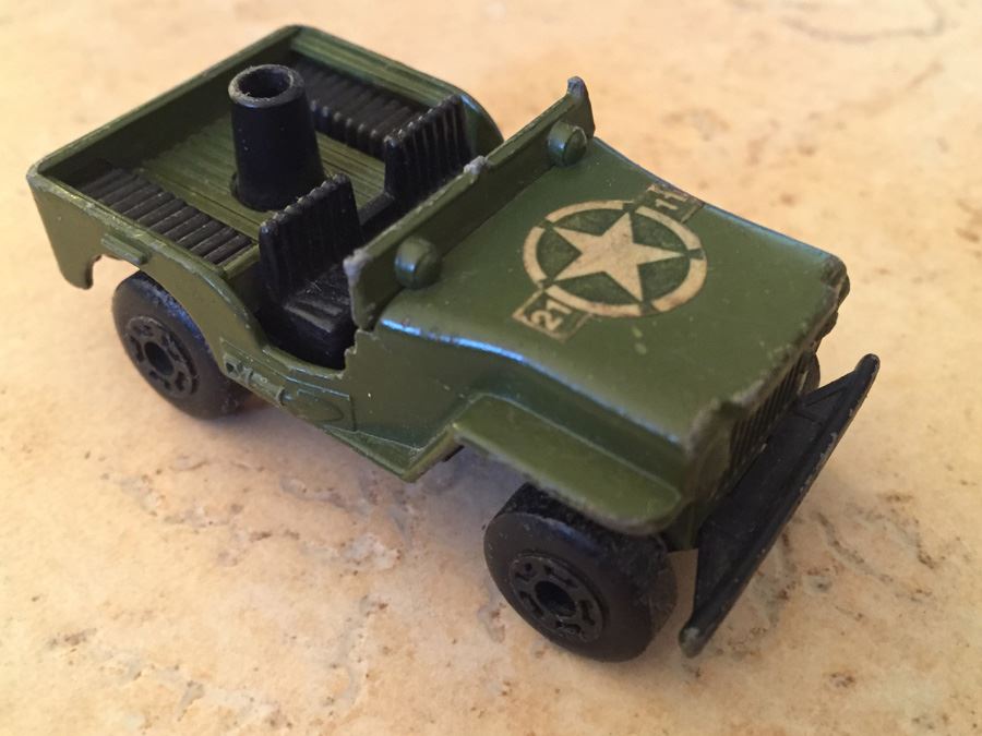 Collectors Car Case With 20 Cars [Photo 15]