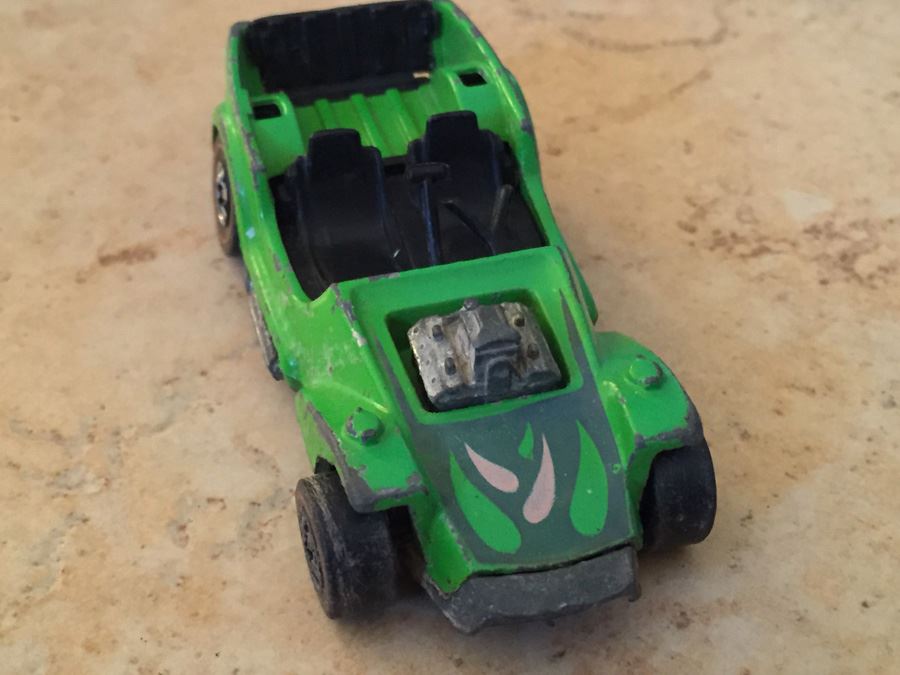 Collectors Car Case With 20 Cars [Photo 41]