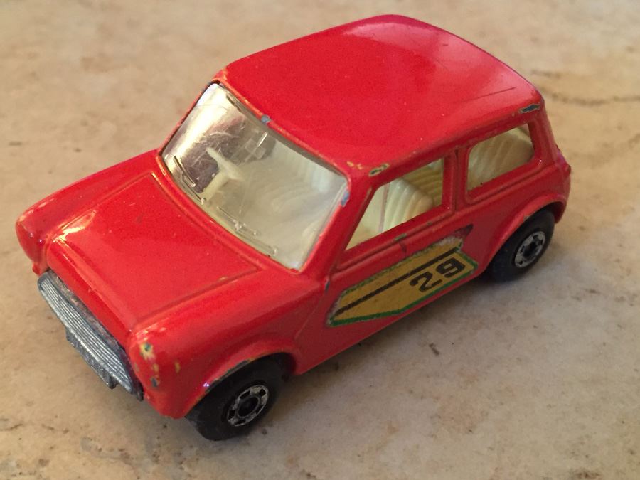 Collectors Car Case With 20 Cars [Photo 35]