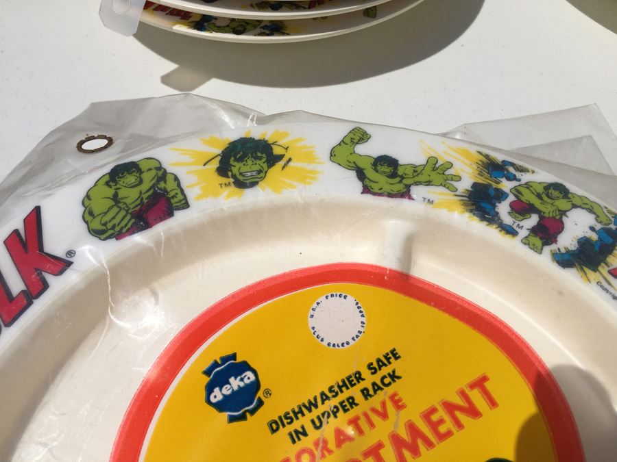 Vintage 1977 Collection Of Marvel Comics The Incredible Hulk Plates