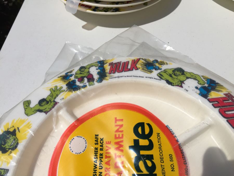 Vintage 1977 Collection Of Marvel Comics The Incredible Hulk Plates