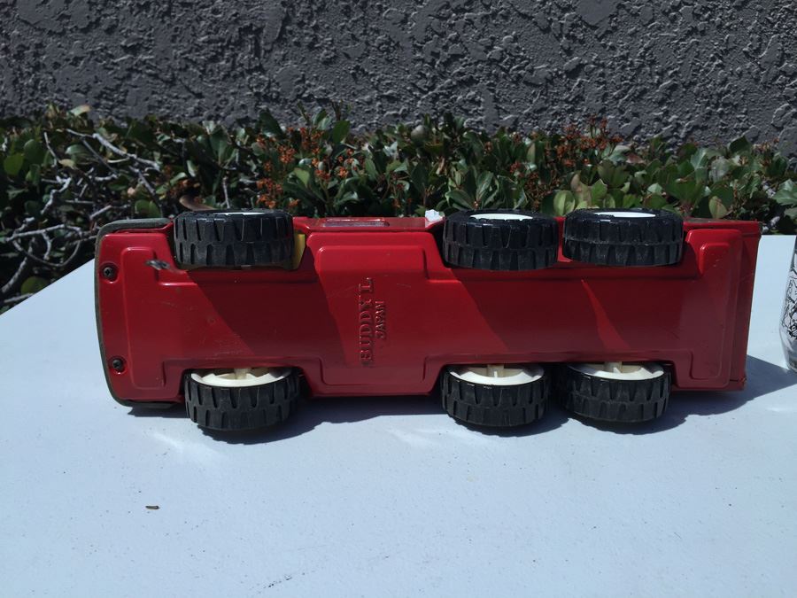 Vintage Buddy L Fire Department Truck [Photo 8]