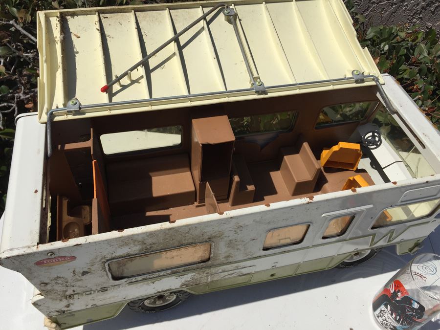 Large Metal Vintage Tonka Winnebago Indian Rv Motor Home Steel Camper 1970's [Photo 11]