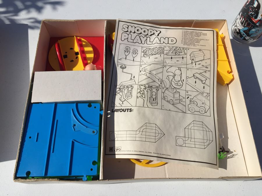 aviva toy company snoopy