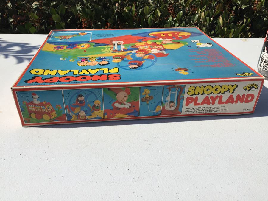 aviva toy company snoopy