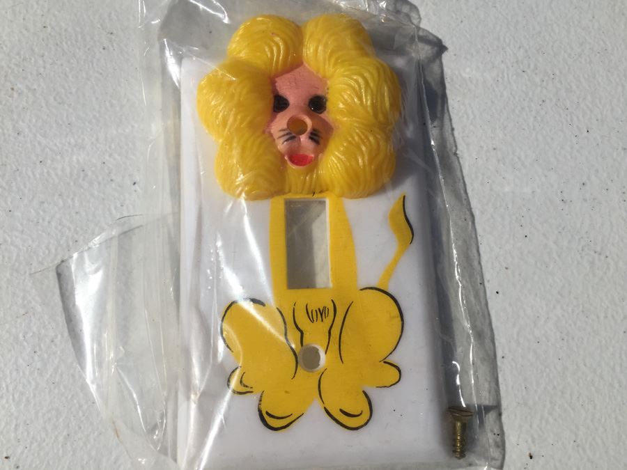 Vintage Nursery Switchplates New In Packaging [Photo 3]