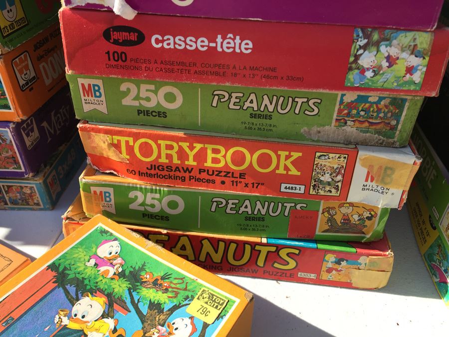 Huge Vintage Puzzle Lot [Photo 14]