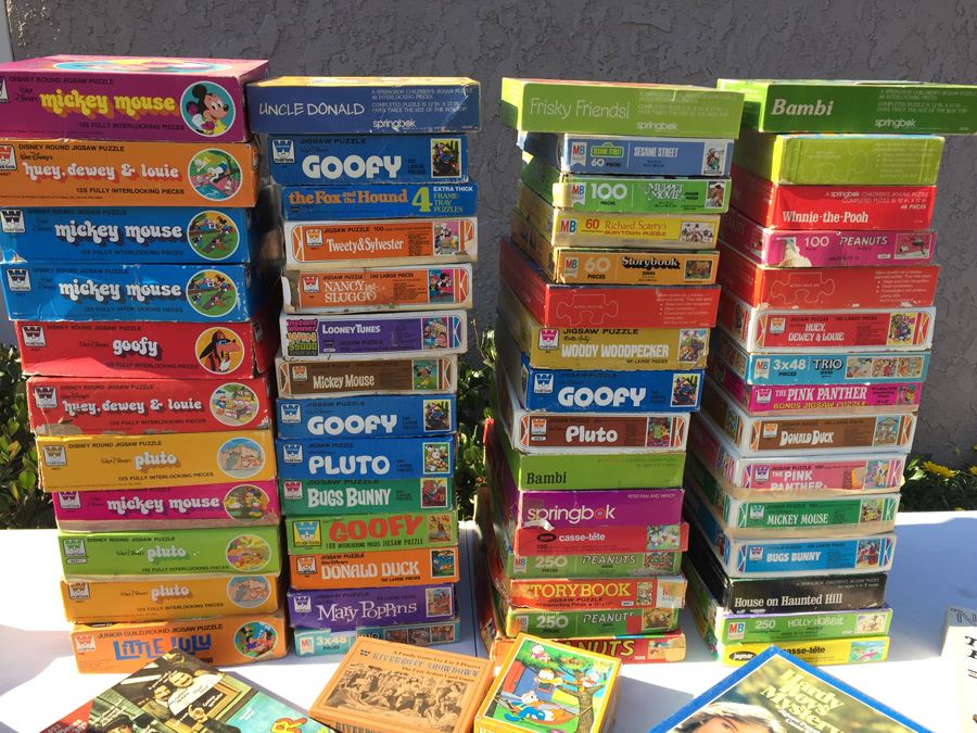 Huge Vintage Puzzle Lot [Photo 2]