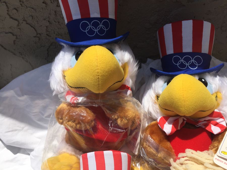 L.A. Summer Games 1984 Plush Lot [Photo 4]