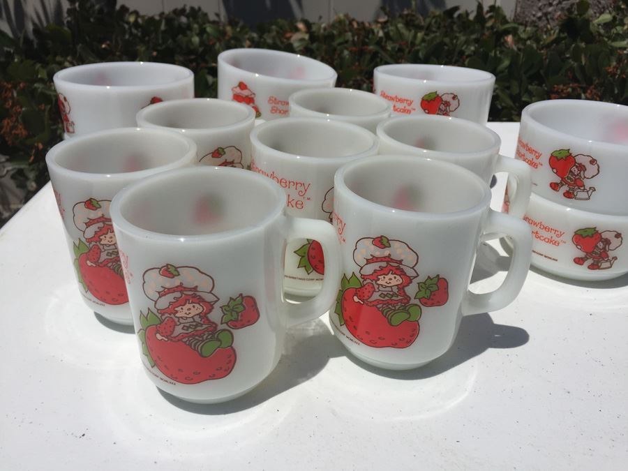 Stawberry Shortcake Milk Glass Lot [Photo 2]