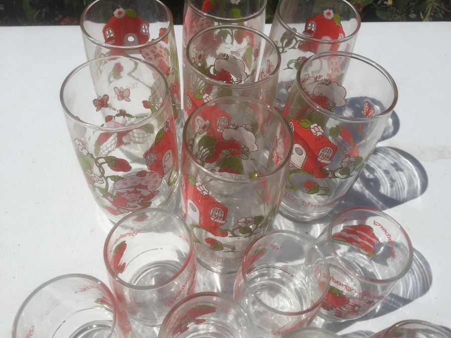Huge Strawberry Shortcake Glass Lot [Photo 3]
