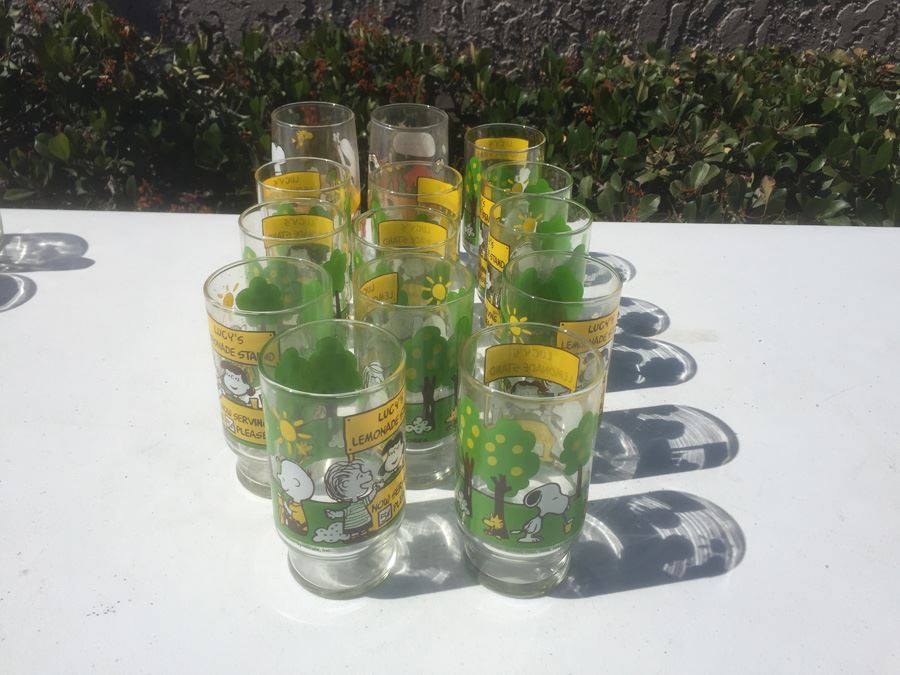 Vintage SNOOPY Glass Lot [Photo 2]