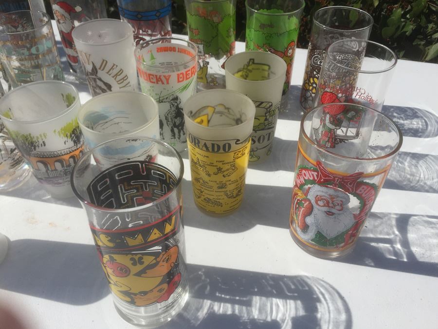 Vintage Glass Lot With Pac Man Glass [Photo 9]