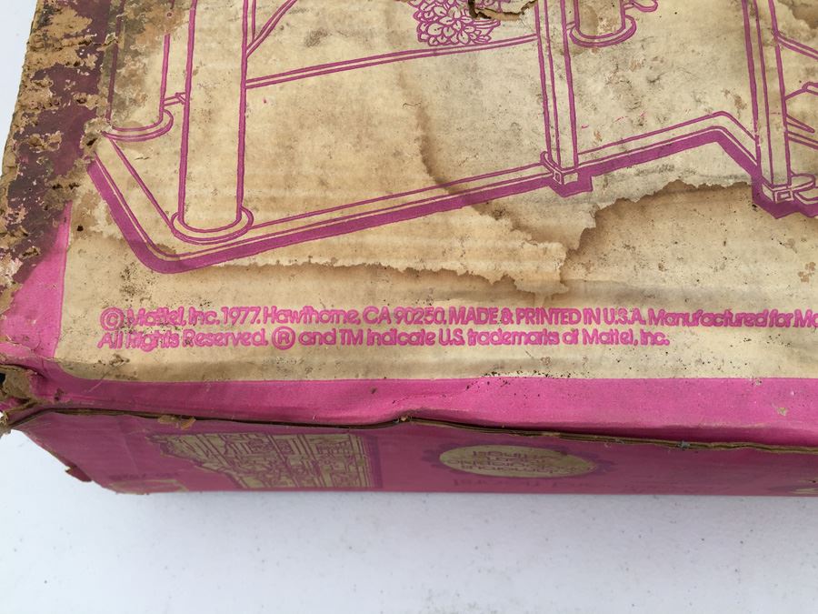 Barbie Townhouse 3 1/2 Feet High Mattel 1977 [Photo 12]