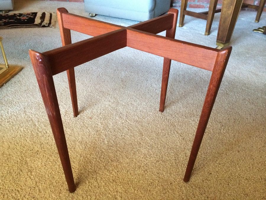 Mid-Century Modern Folding Tray End Table [Photo 2]