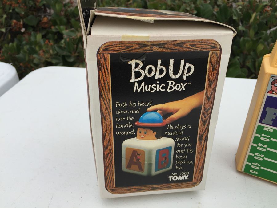 TOMY Bob Up Music Box New In Box 1982 And Funny Football Game [Photo 10]