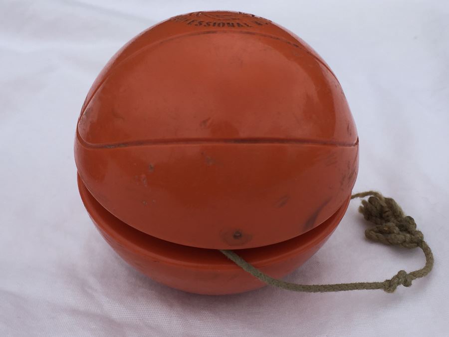 Pair Of Yo-Yos Duncan Imperial Purple And Festival Professional Model Basketball [Photo 7]