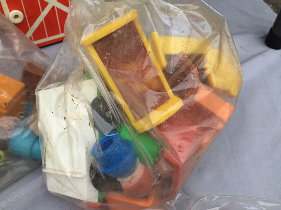 MEGA Vintage Fisher Price Play Sets Including McDonalds, Airport, Farm And Tons More [Photo 58]