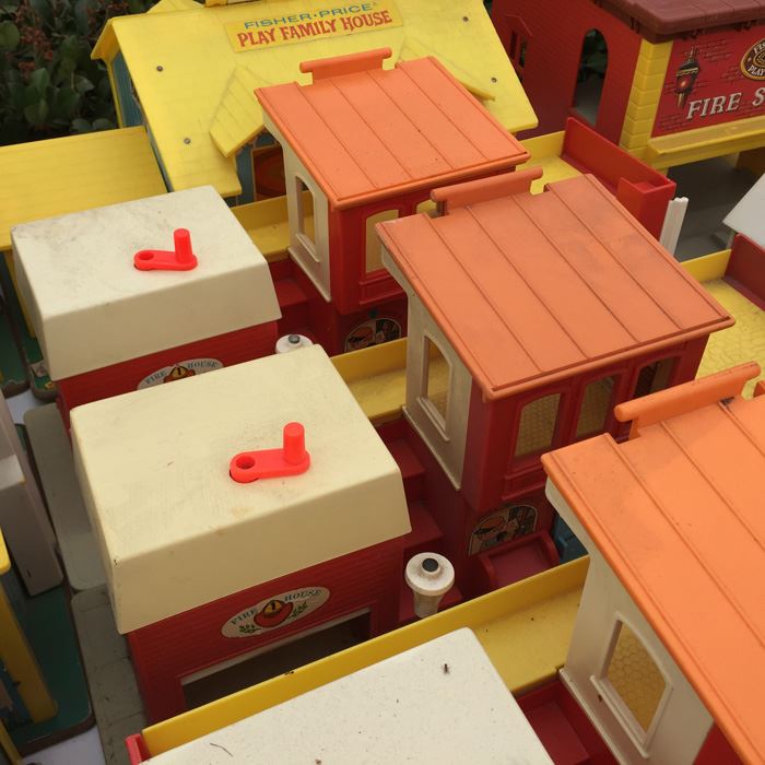 MEGA Vintage Fisher Price Play Sets Including McDonalds, Airport, Farm And Tons More [Photo 26]