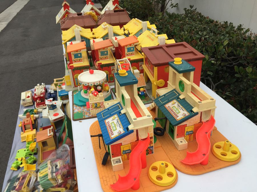MEGA Vintage Fisher Price Play Sets Including McDonalds, Airport, Farm And Tons More [Photo 40]