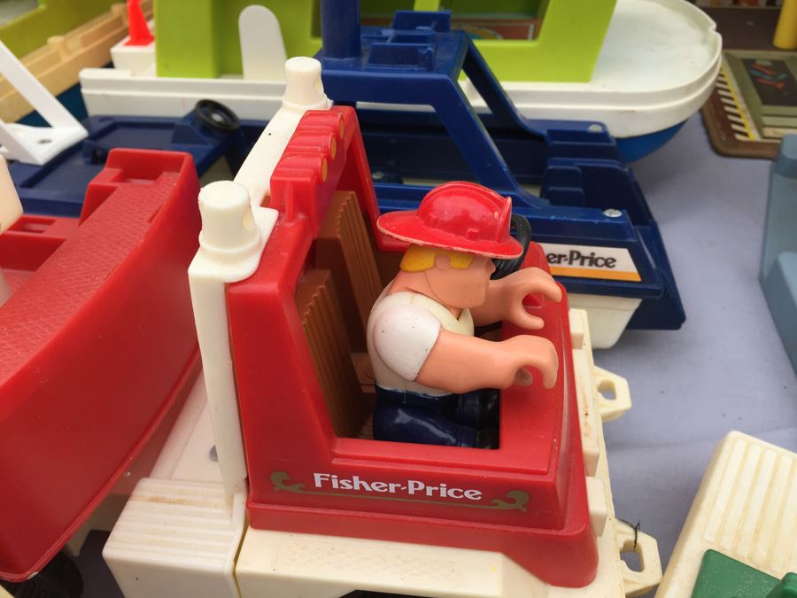 MEGA Vintage Fisher Price Play Sets Including McDonalds, Airport, Farm And Tons More [Photo 75]